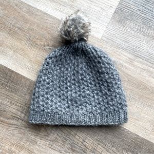 Vincent pradier athleta dark gray winter Pom beanie